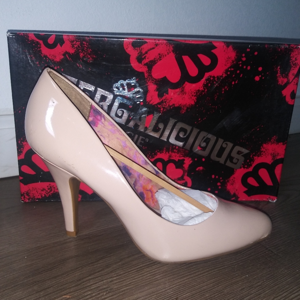 Semi new - Shoes/heels